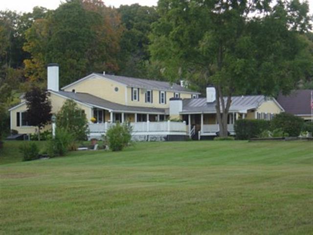 Inn At Clearwater Pond Quechee Exterior foto